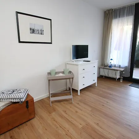 Strandredder, 171 아파트 *